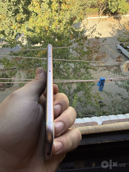 продам iphone 6s 64gb