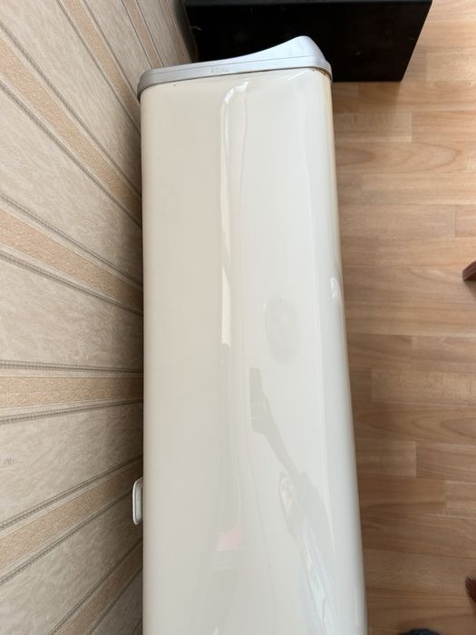 продам бойлер, Ariston