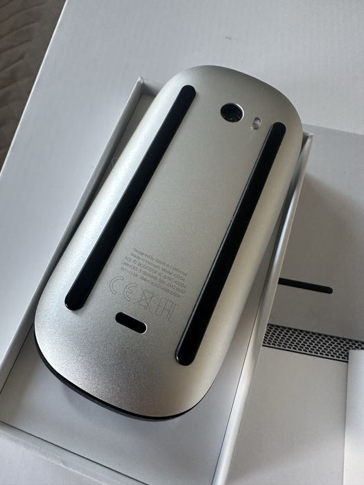 Apple Magic Mouse  4