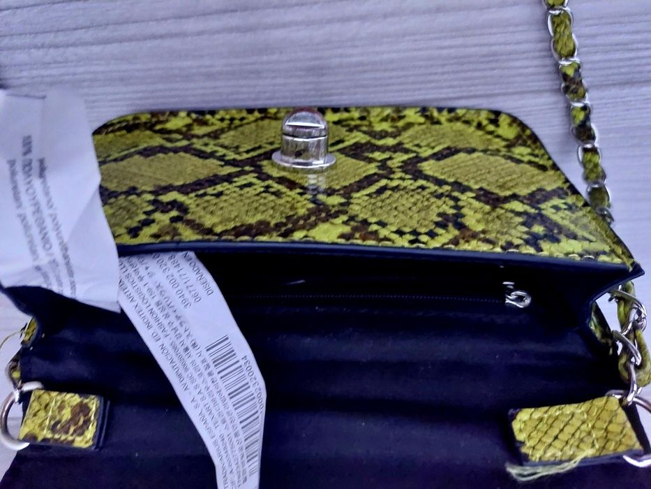 Чанта на Stradivarius