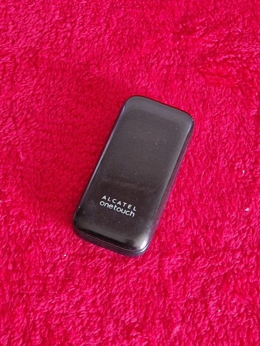 Telefon Alcatel cu clapeta