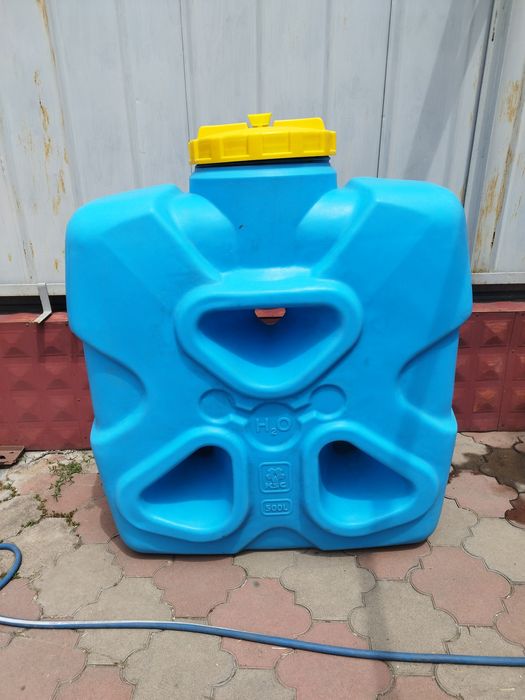 Продам ёмкость для воды 500 л,