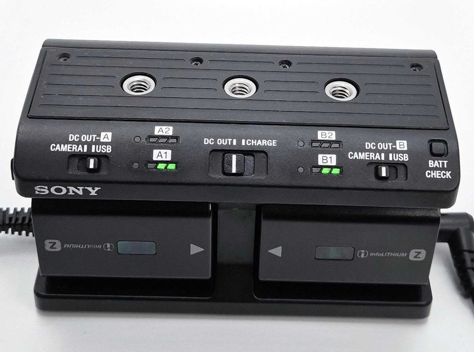 Адапторен комплект Sony NPA-MQZ1K за няколко батерии NP-FZ100 , NP-FW50