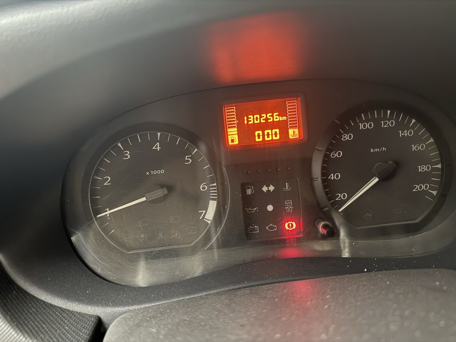 Lada Largus 2014 год выпуска