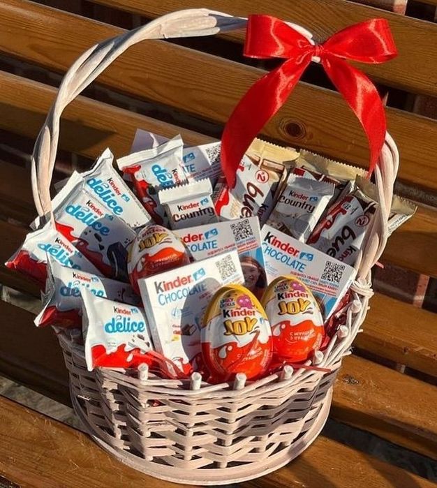 Подарочные корзины со сладостями