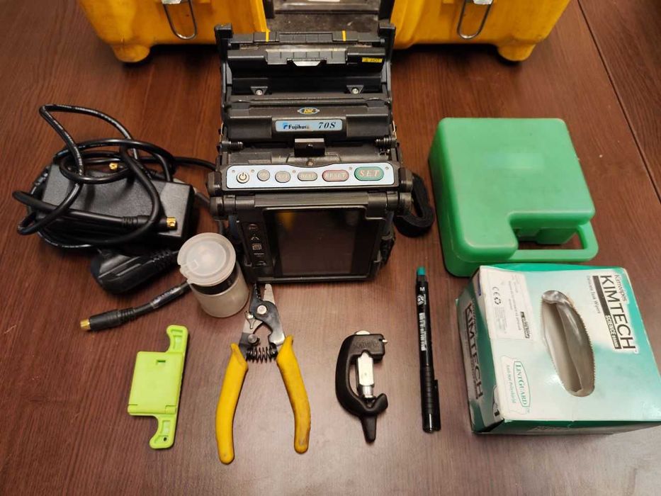 Продава се сплайсер Fujikura FSM-70s