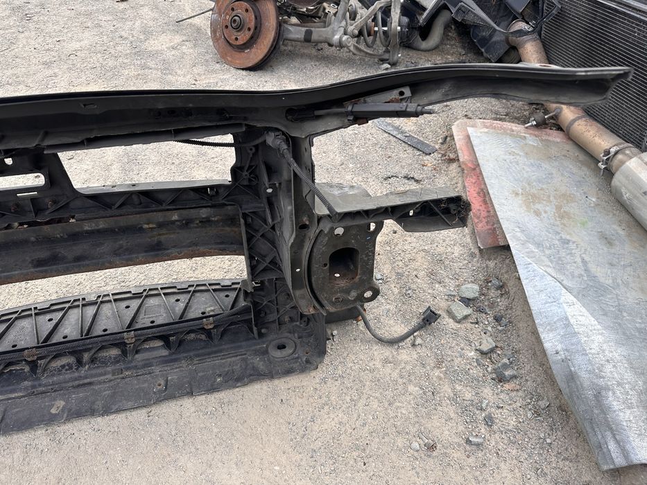 Очиларка (маска ) голф 5 гти / vw golf 5 gti