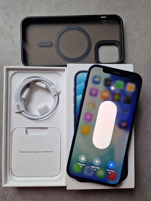 iPhone 12 64Gb, 86% bateria; arată și funcționează foarte bine