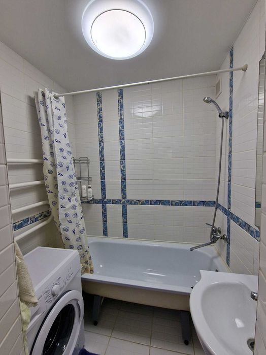 Продам 4-х комнатную квартиру