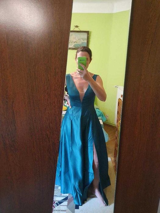 Rochie verde smarald de ocazii