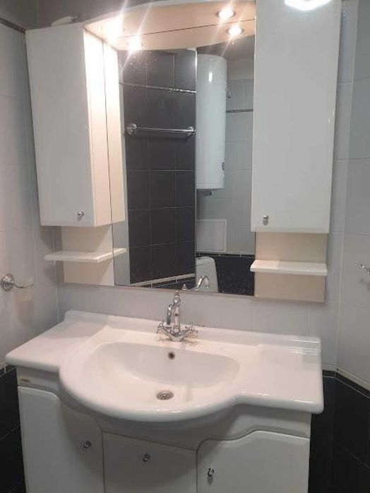 Дава се под наем Тристаен апартамент в Пловдив, Кършияка - 100 кв.м за 498.27 € - Снимка #8