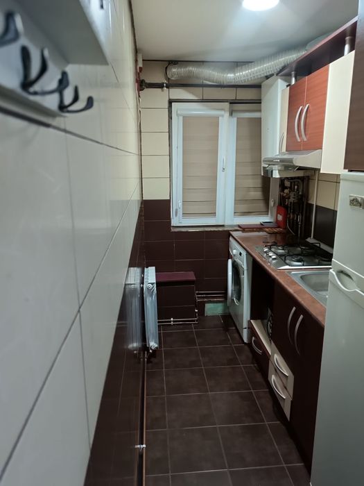 Închiriez  Apartament 2 camere regim hotelier.