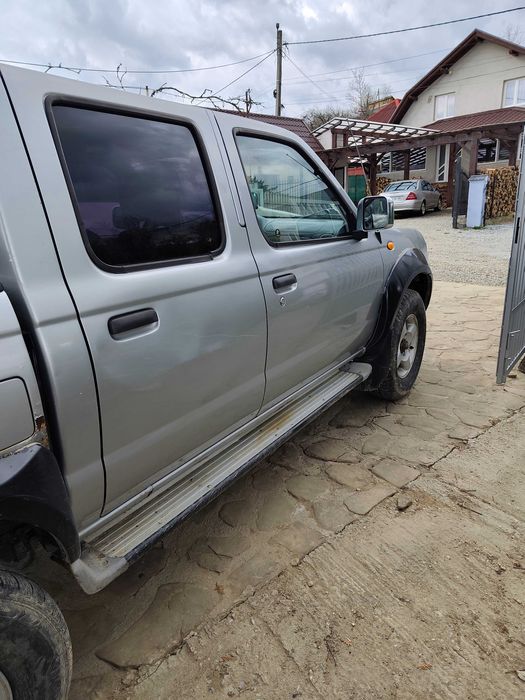 Nissan Navara 2003