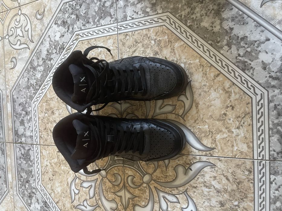 Adidasi armani exchange