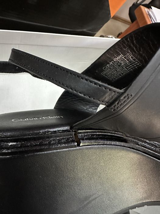 Calvin Klein 40 номер ОРИГИНАЛ!!! Забележки