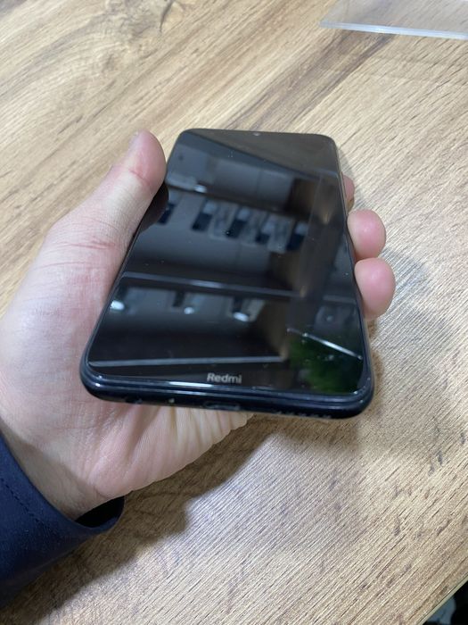 Продам телефон Redmi Note 8