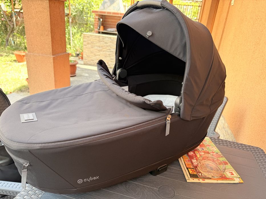 Кош за новороденo Priam Lux sepia black Cybex