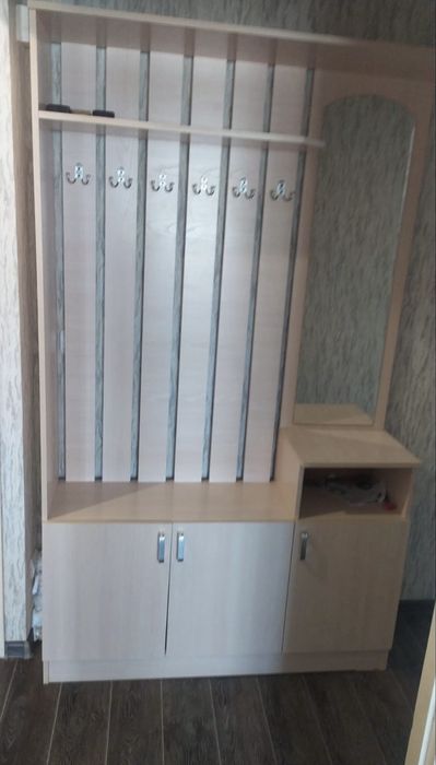 Продам прихожуюю