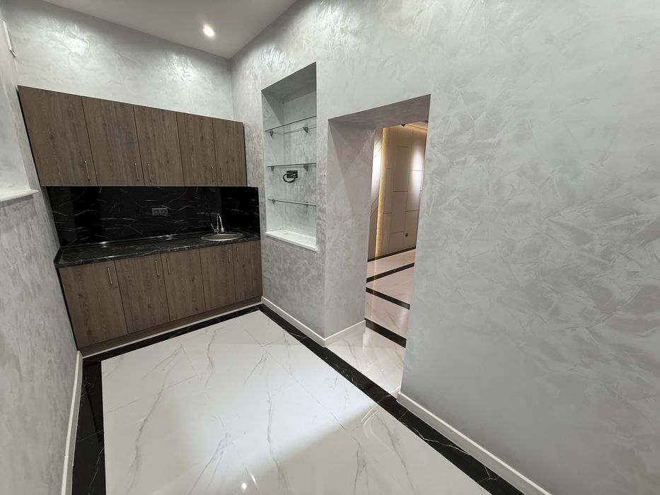 Новомосковская/Старт - Продается нежилое помещение вдоль дороги 110м2