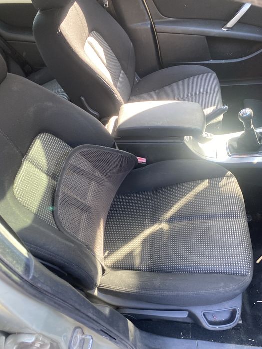 Пежо 407 на части