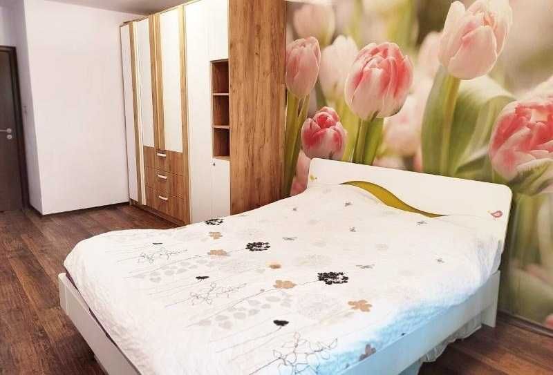 Дава се под наем Тристаен апартамент в София, Света Троица - 95 кв.м за 525 € - Снимка #3