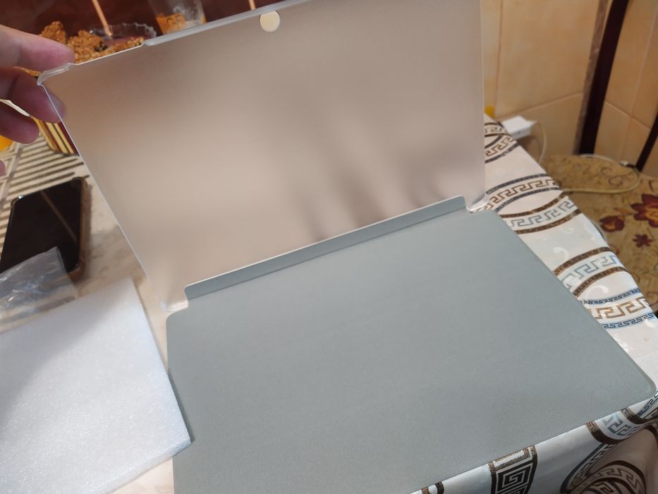 Husa tableta 10.8, camera pe mijloc