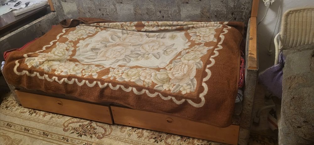 Продам диван, раскладной.