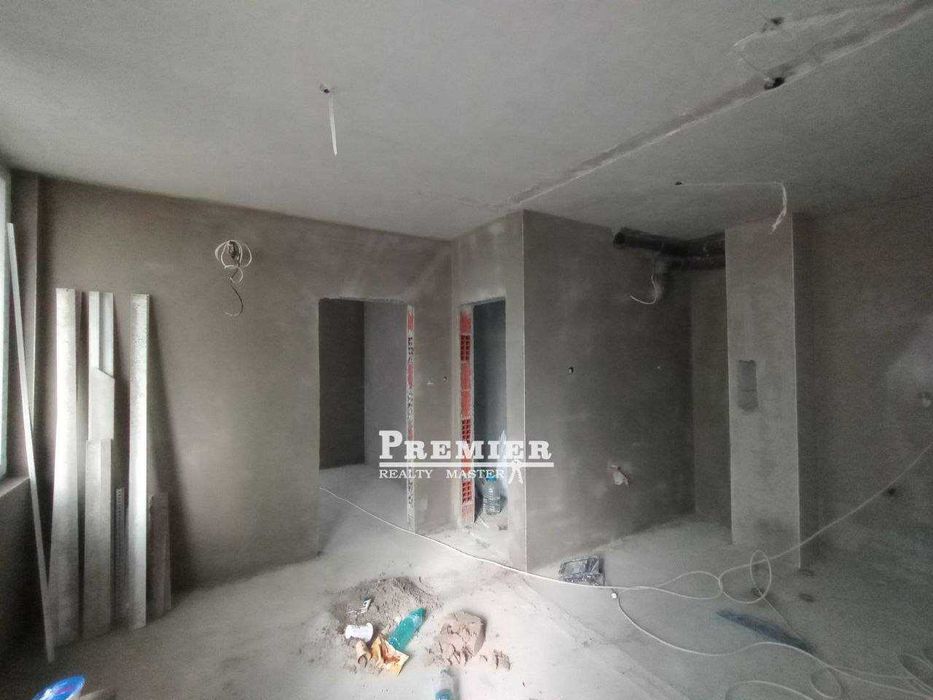 Продава се Двустаен апартамент в Поморие - 56 кв.м за 1254 €/кв.м - Снимка #1