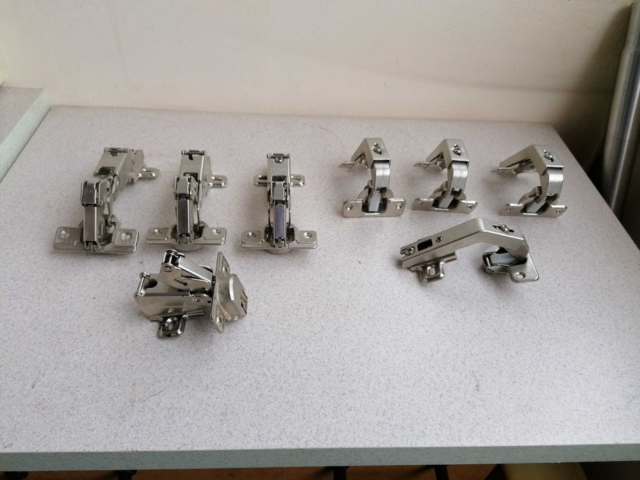 Панти за мебели-метални