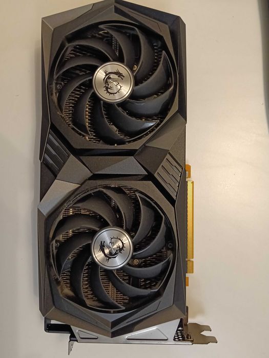 Gaming компютър AMD