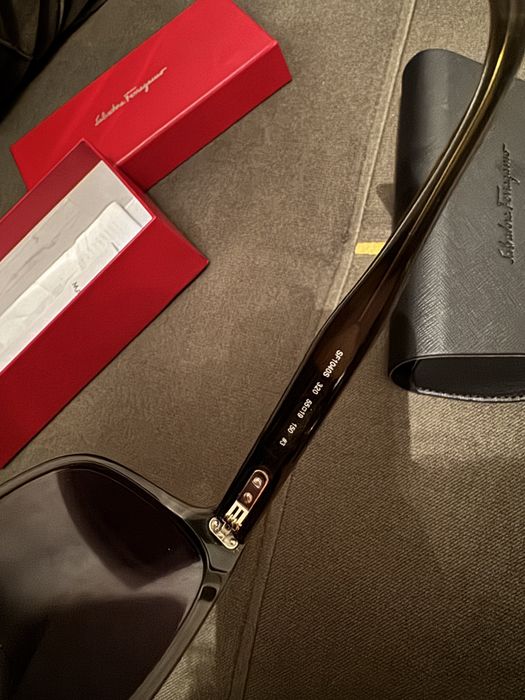 Срочно! Очки FERRAGAMO!