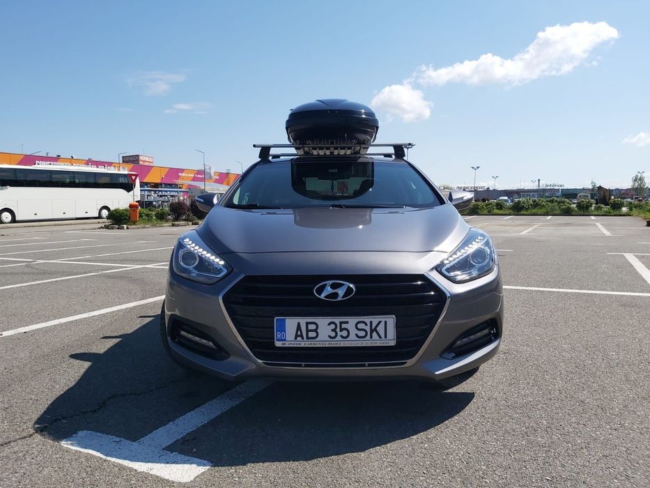 Hyundai i40 Stare perfectă , unic proprietar, se vinde cu două seturi de cauciucur