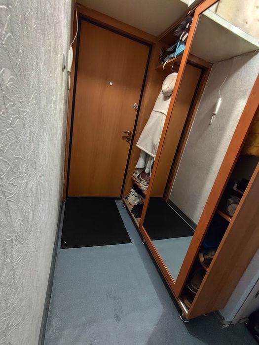 Продам трёхкомнатную квартиру