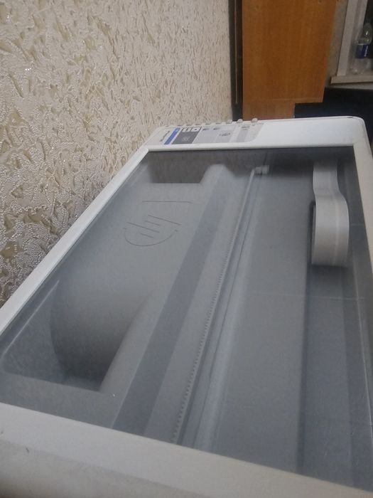 HP DeskJet F380 принтер и сканер