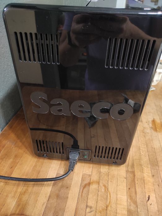 Кафемашина/Каферобот Saeco Exprelia Evo