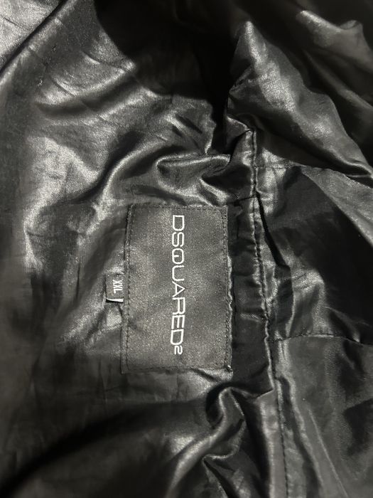 Geaca dsquared2 aproape noua