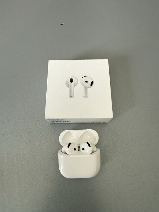 Airpods 4 оригинал в идеальном состояние