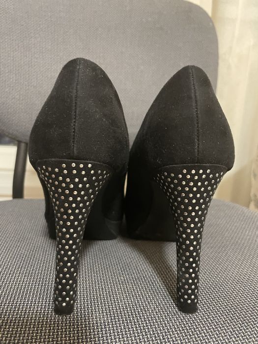 Vand pantofi dama negri nr. 37