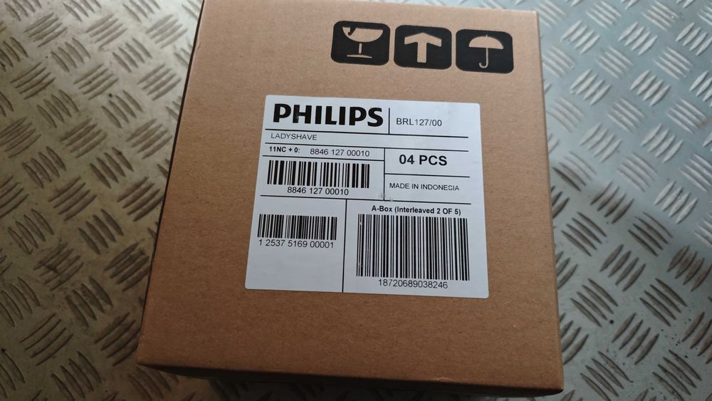 Aparat de bărbierit Lady Shaver Seria 6000, umed și uscat BRL127/00