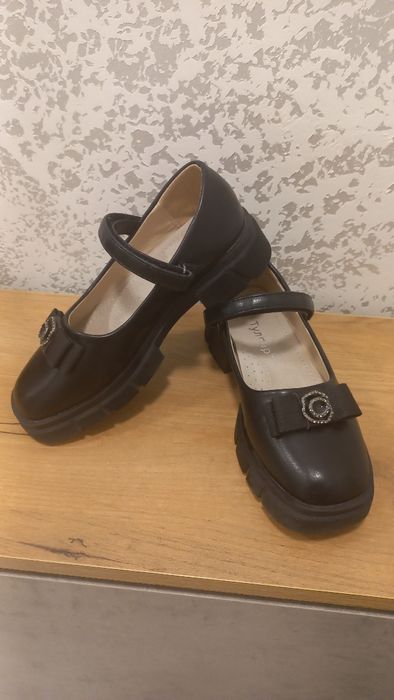 Детская обувь на девочку