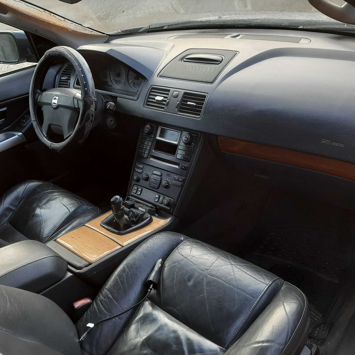 Vand volvo xc 90 din 2006 autoutilitare motor 2,4,