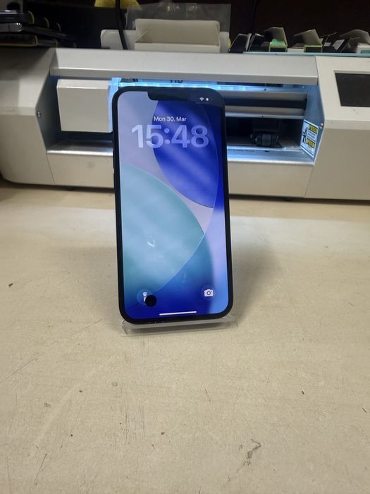 Iphone 13 / 128 gb  / garantie