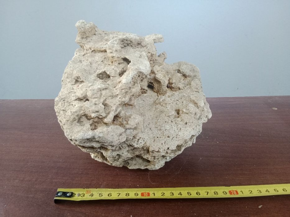 Камень песчаник для аквариума.