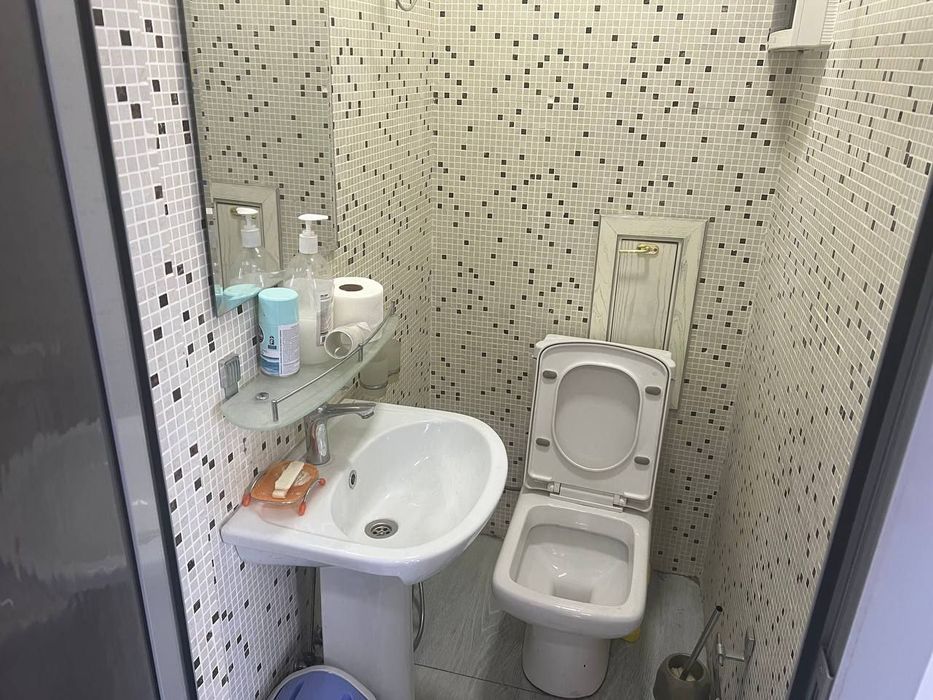 Продается коммерческое помещение нежилое под офис