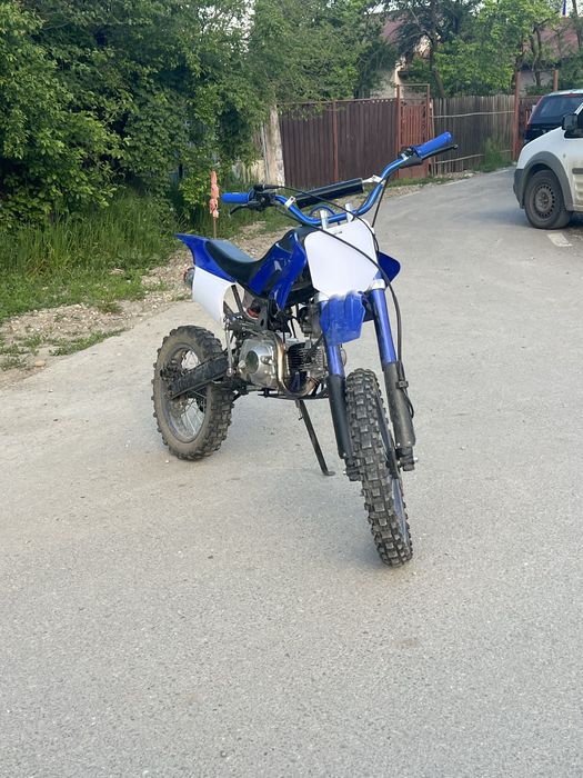Se vinde motocross de 125