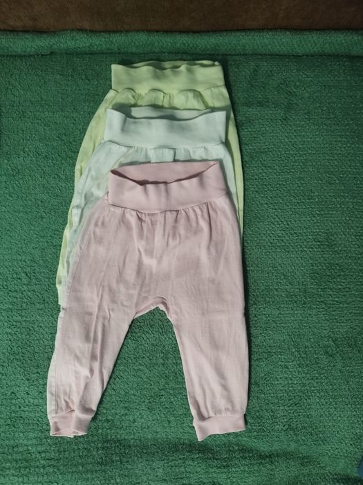 Отдам детские вещи на девочку