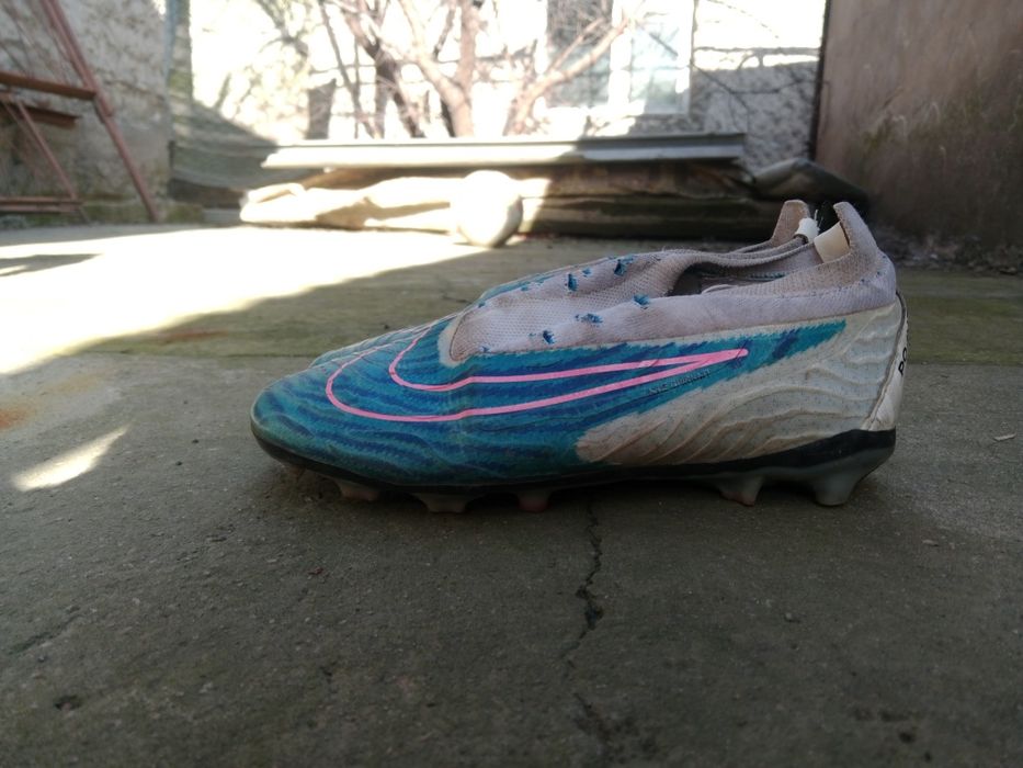 Продам бутсы 35 36 размер бу