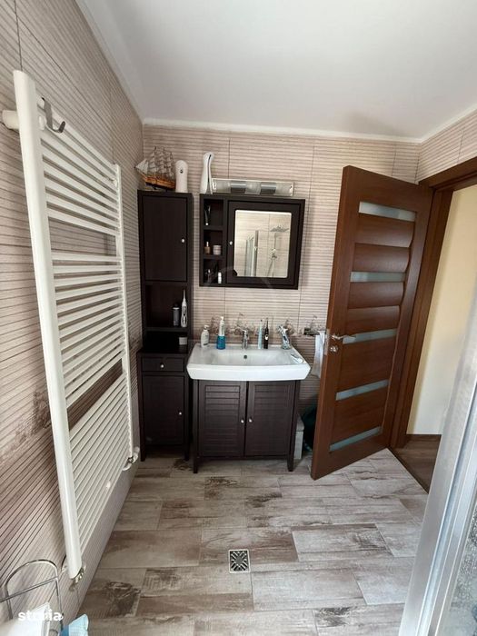 Casa triplex zona Somesului