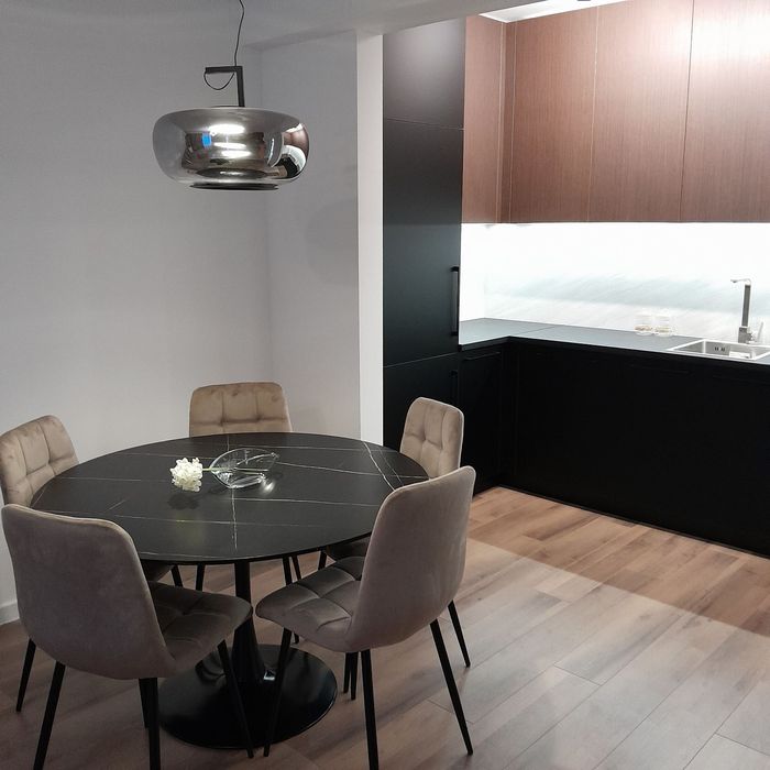 Продава се Двустаен апартамент в Пловдив, Южен - 70 кв.м за 2543 €/кв.м - Снимка #3