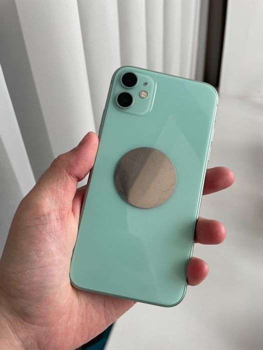 Продам Iphone 11